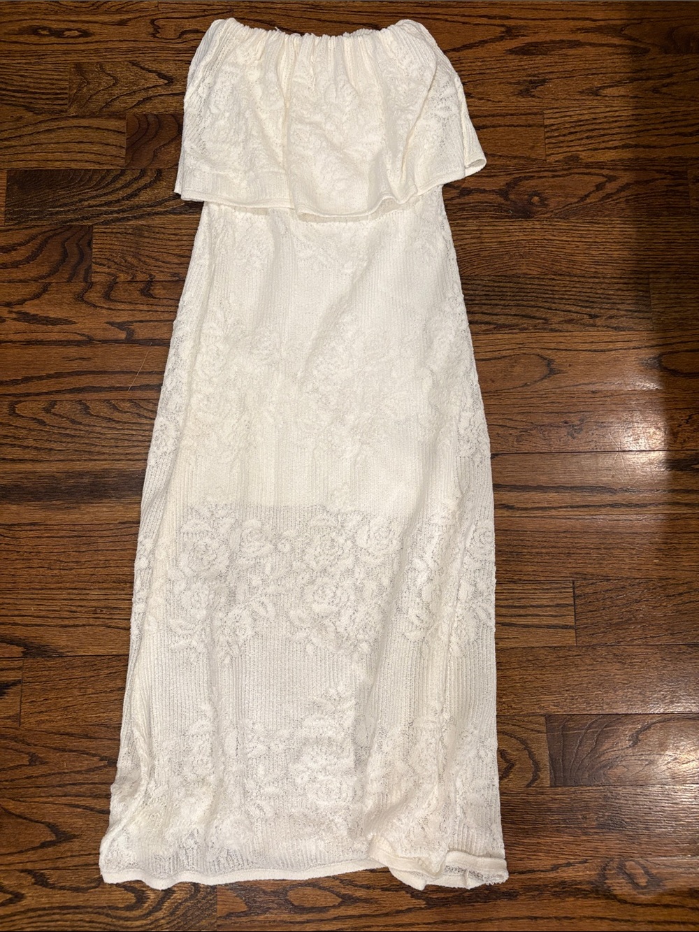 Zara Strapless White crochet/Lace style Maxi Dress w sheer bottom. Sz Small